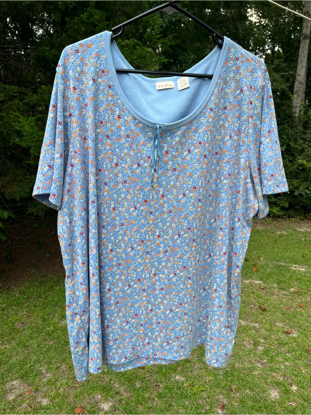 Bobbie Brooks Light Blue Ditsy Floral Scoop Neck Top